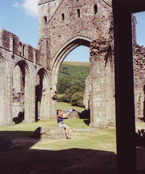 Llanthony Priory