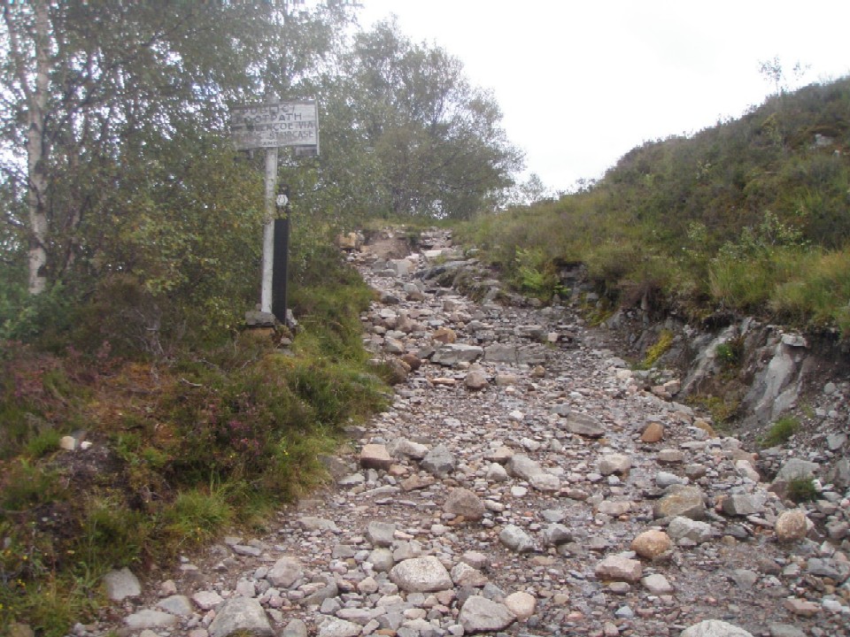 public footpath to Glencoe